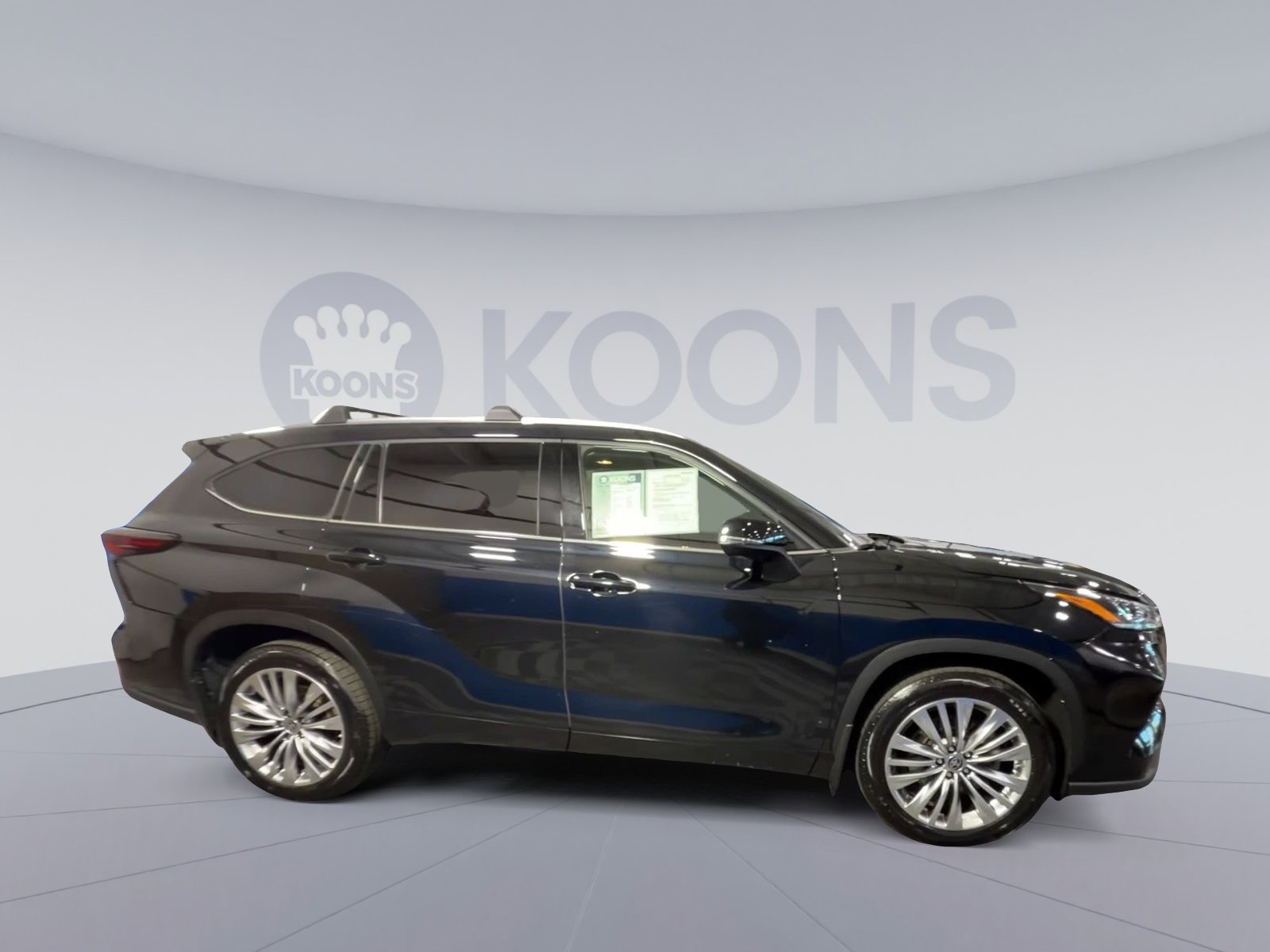 Used 2024 Toyota Highlander Platinum AWD/4WD image 12