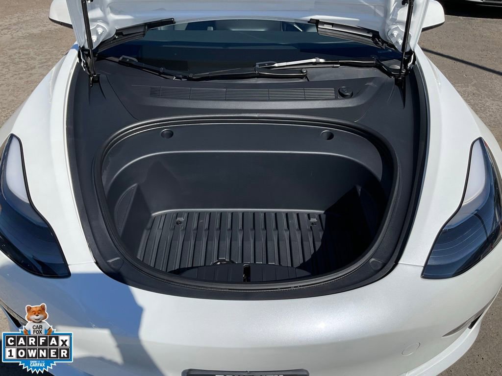 Used 2023 Tesla Model 3 Standard Range image 11