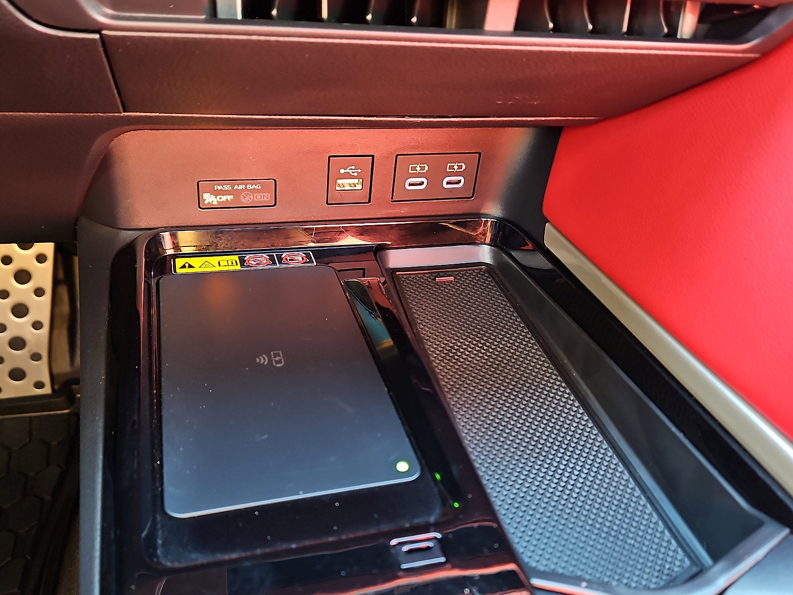 Used 2026 Toyota Camry XSE w/ Premium Plus Package image 14