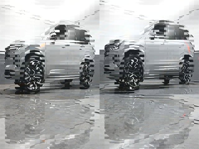 Used 2026 Volvo XC90 B6 Plus w/ Protection Package Premier image 36