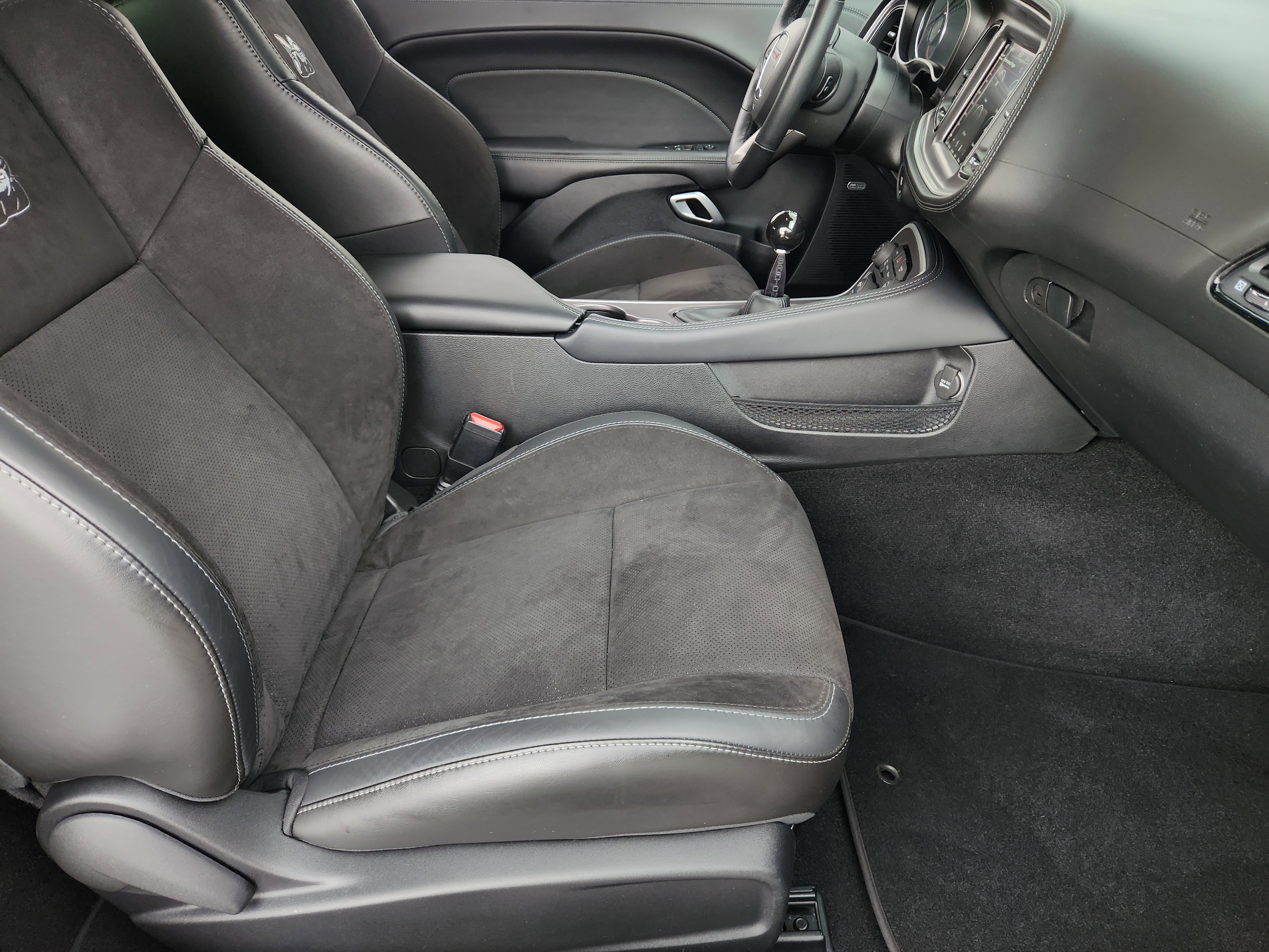 Used 2021 Dodge Challenger R/T Scat Pack RWD image 18