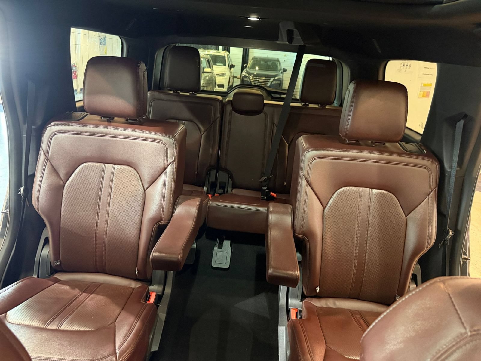 Used 2024 Ford Expedition Limited AWD/4WD image 36