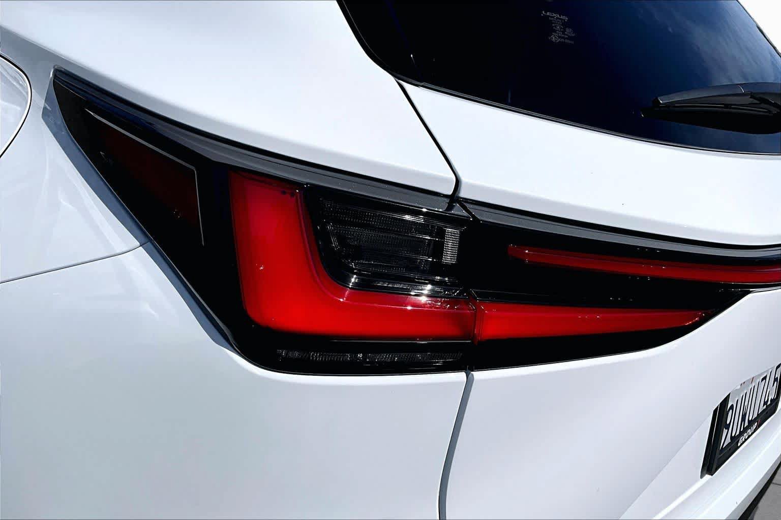 Certified 2025 Lexus NX 450h+ F Sport w/ Accessory Package (P5) AWD/4WD image 27