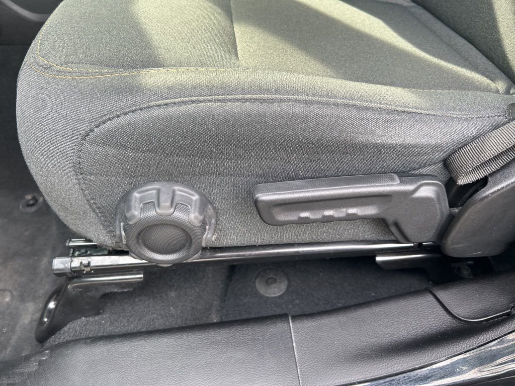 Used 2024 Jeep Wrangler Sahara image 17