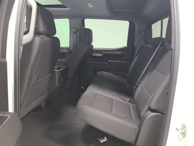 Used 2026 Chevrolet Silverado 1500 LT Trail Boss w/ Convenience Package II AWD/4WD image 19