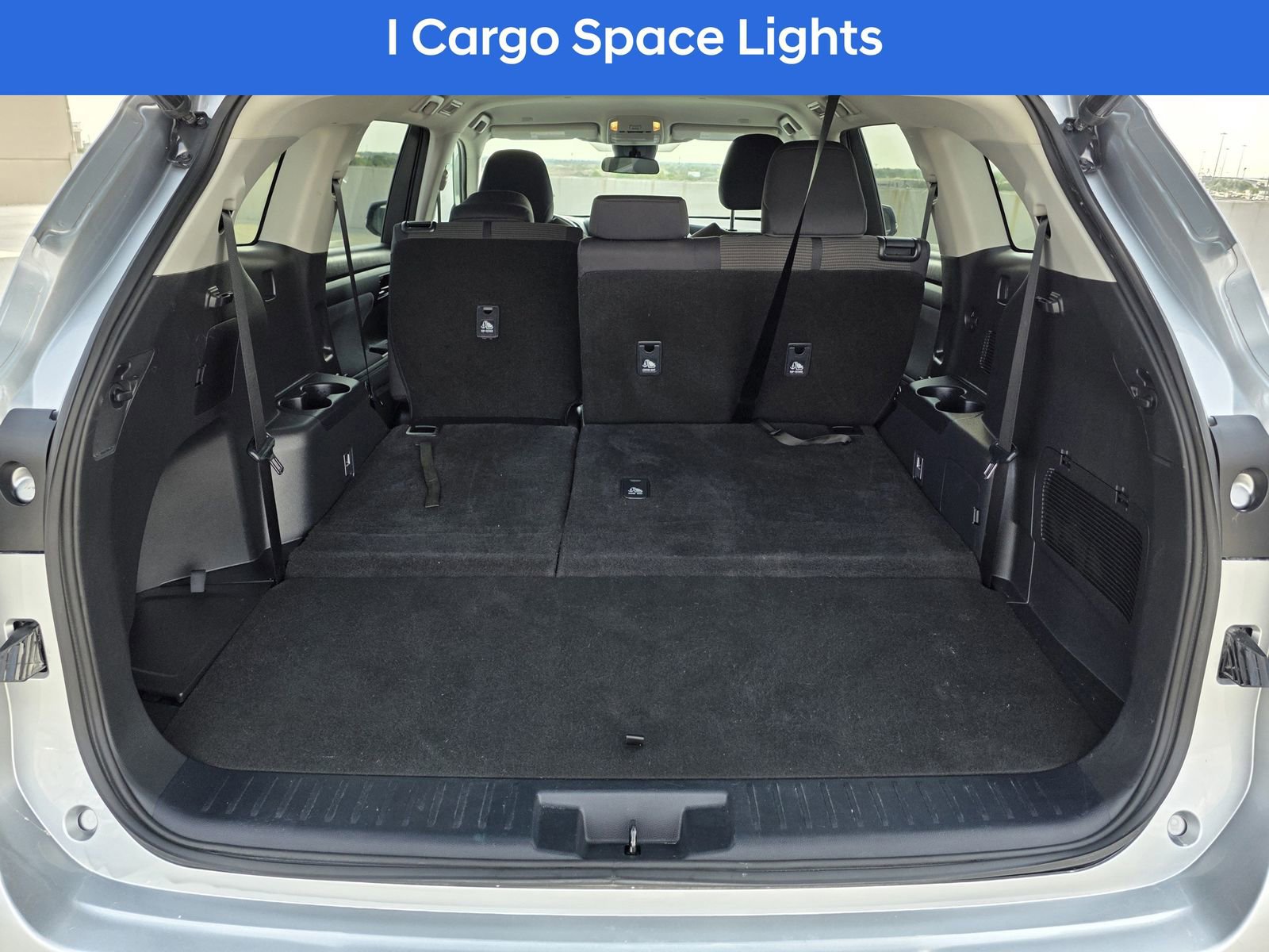 Used 2023 Toyota Highlander L image 21