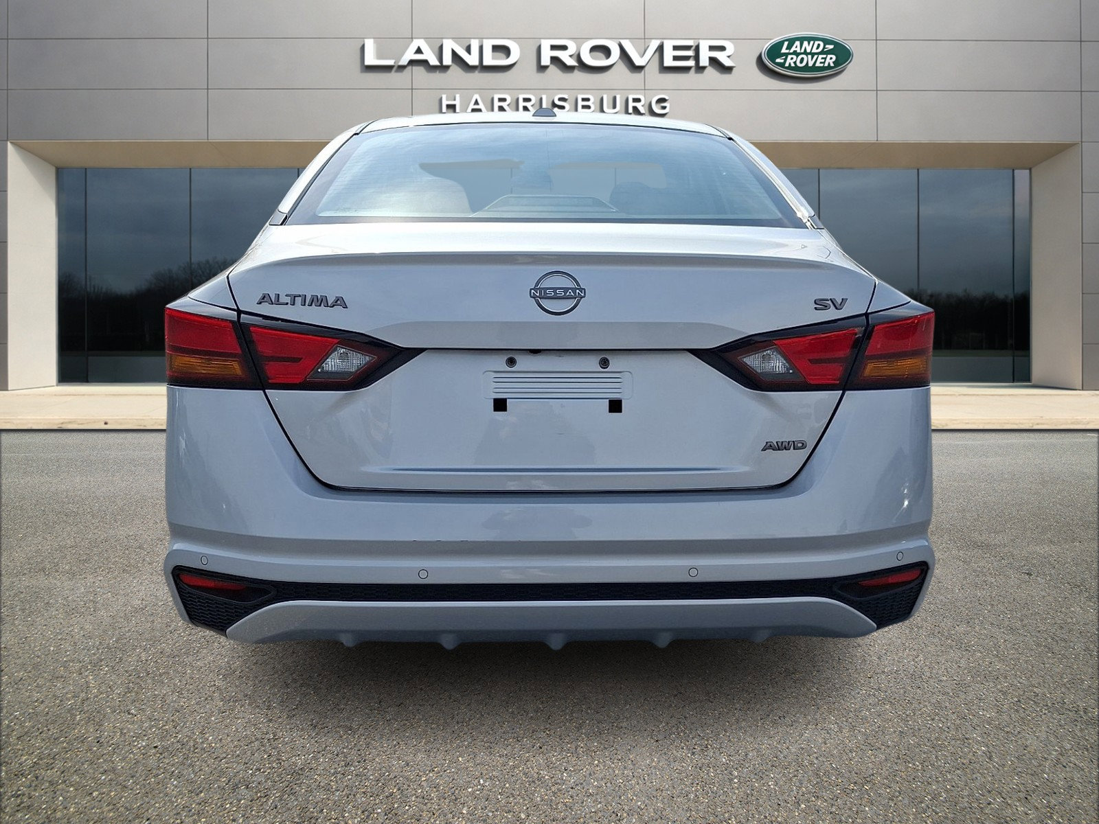 Used 2023 Nissan Altima 2.5 SV image 3