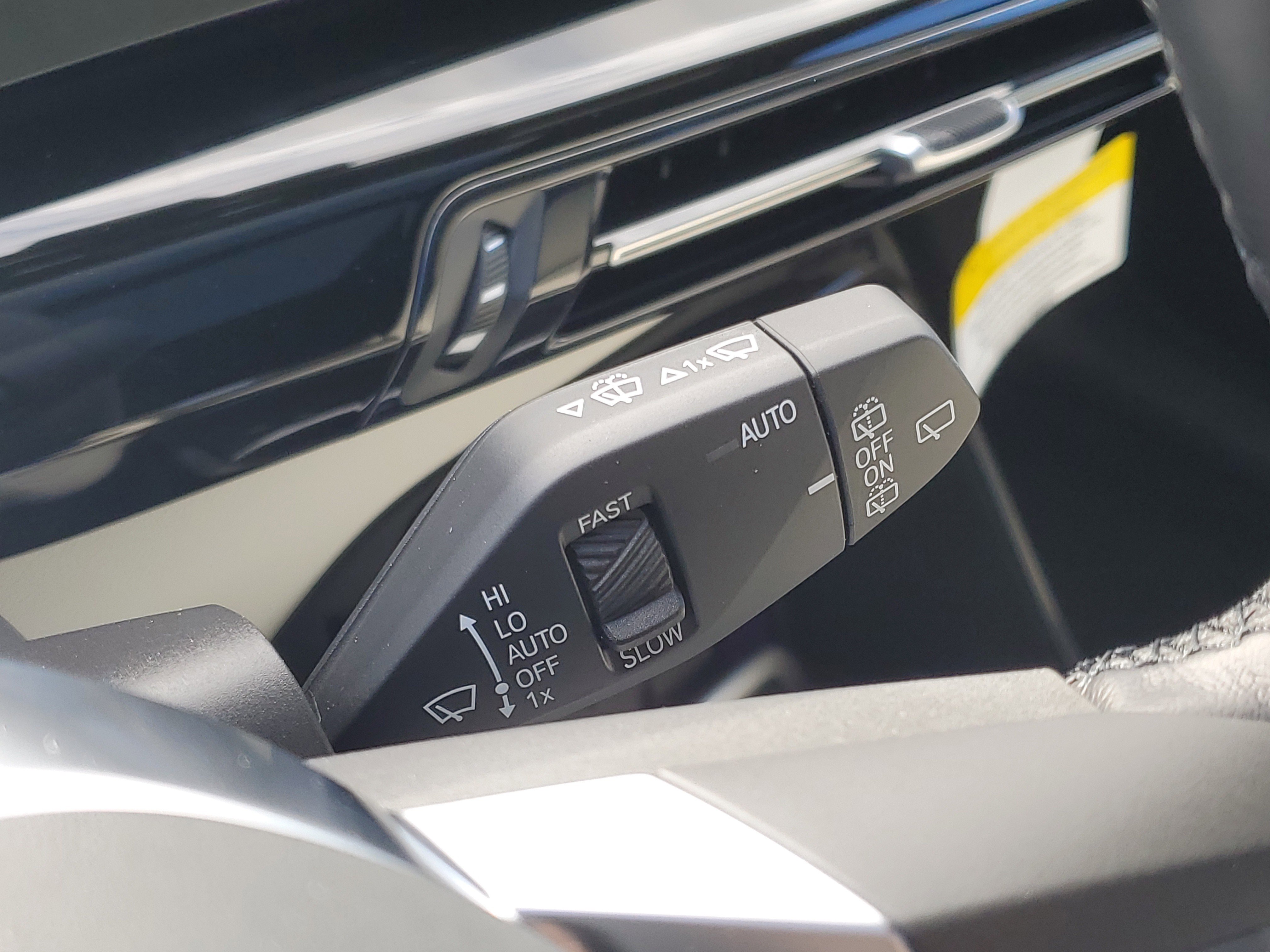 New 2026 BMW X1 xDrive28i w/ Technology Package image 16