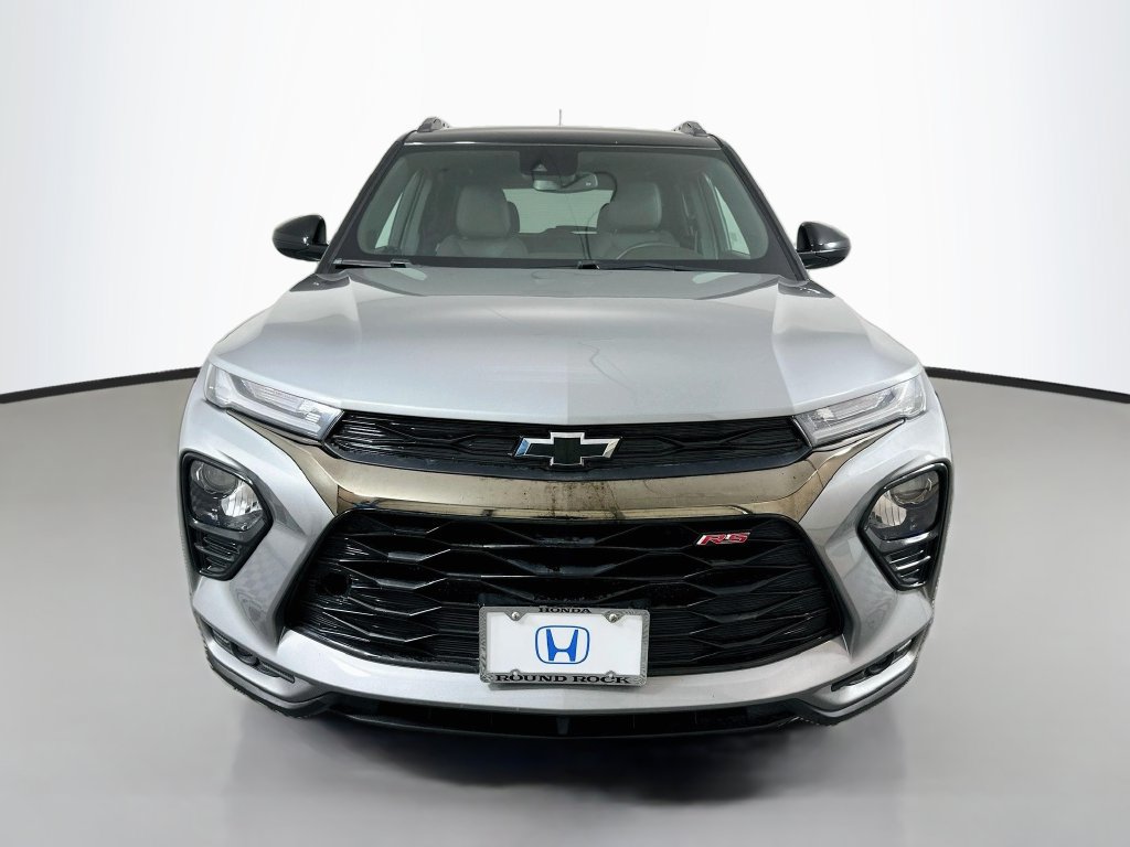 Used 2023 Chevrolet TrailBlazer RS w/ Convenience Package FWD image 2