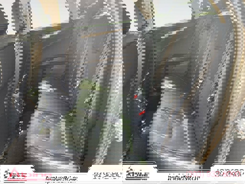 Used 2020 Ford Fusion Titanium image 13