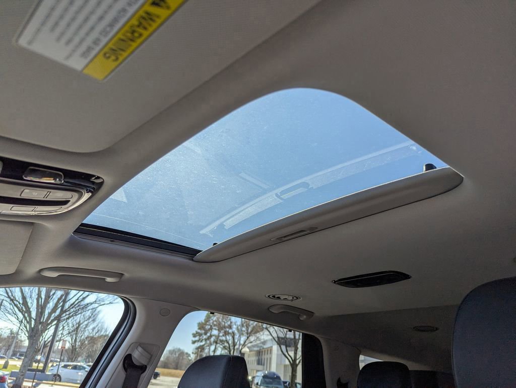 Used 2022 Hyundai Palisade SEL w/ 8P Bench Seat Package image 30