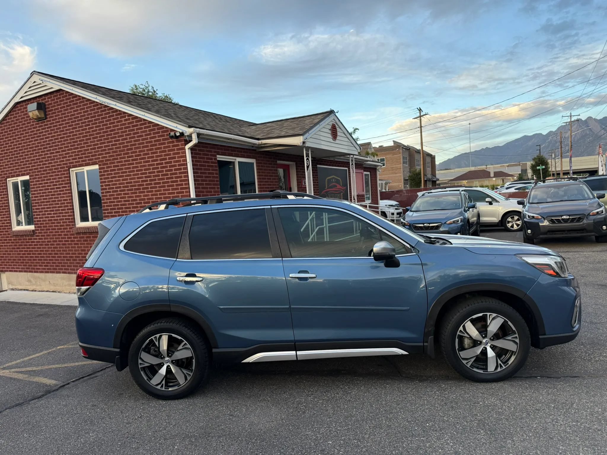 Used 2019 Subaru Forester Touring w/ Popular Package #3 AWD/4WD image 4