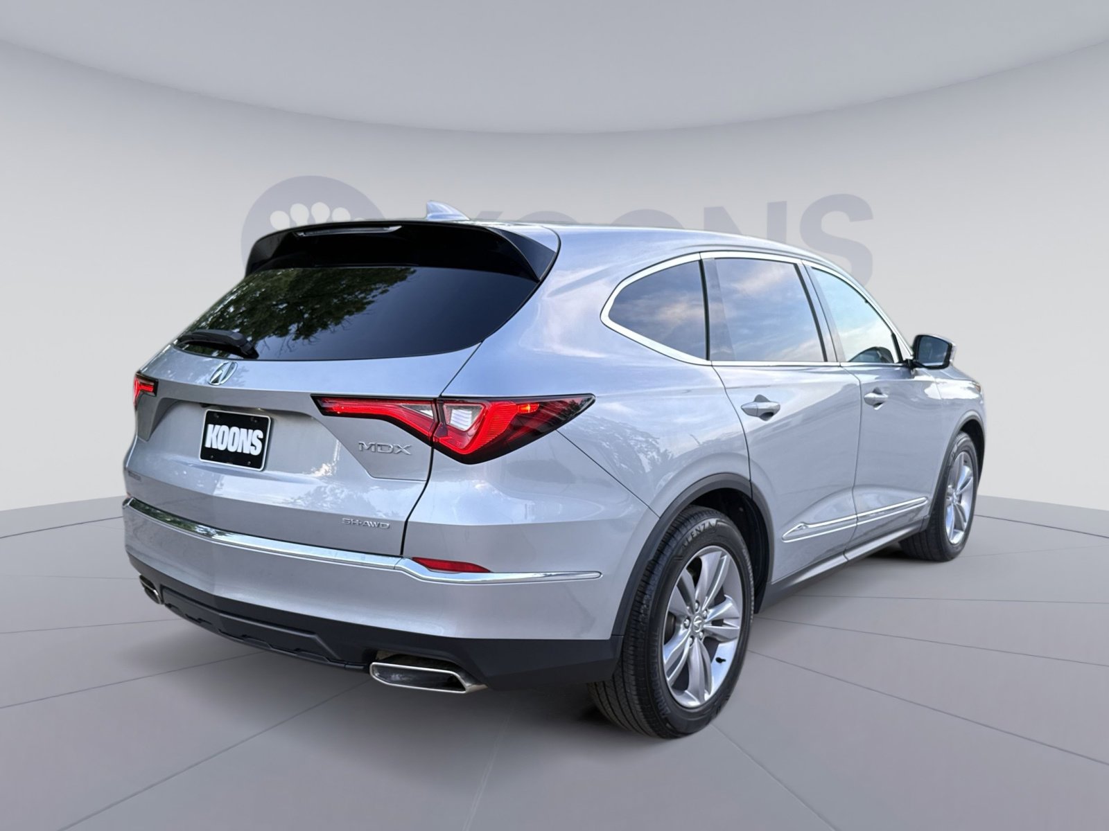 Used 2024 Acura MDX SH-AWD image 11