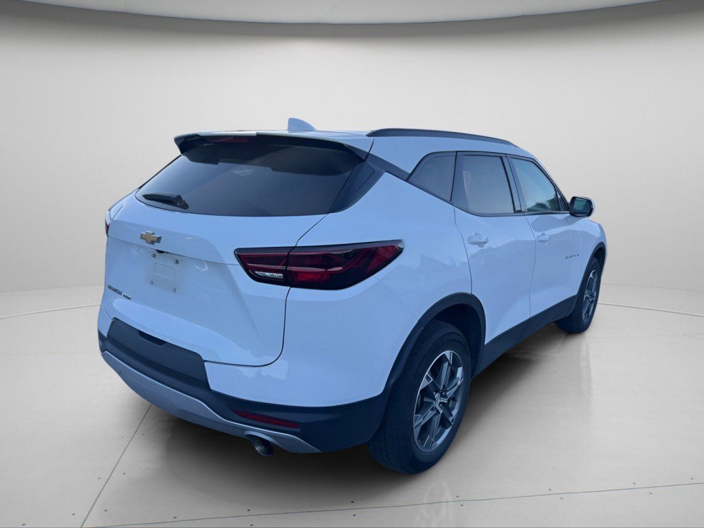 Used 2024 Chevrolet Blazer LT image 5