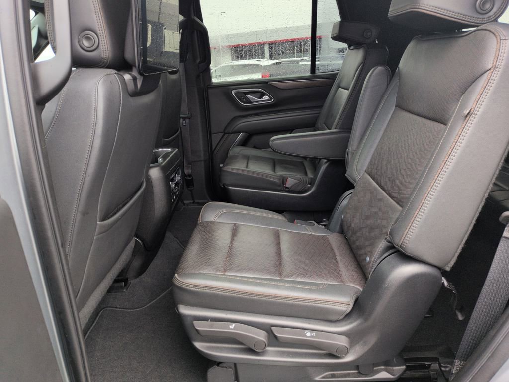 Used 2023 Chevrolet Tahoe High Country w/ Advanced Technology Package AWD/4WD image 25