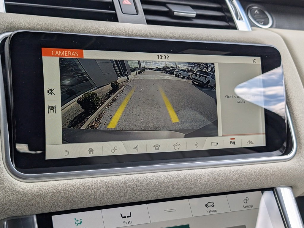 Used 2022 Land Rover Range Rover Sport HSE Silver Edition image 14