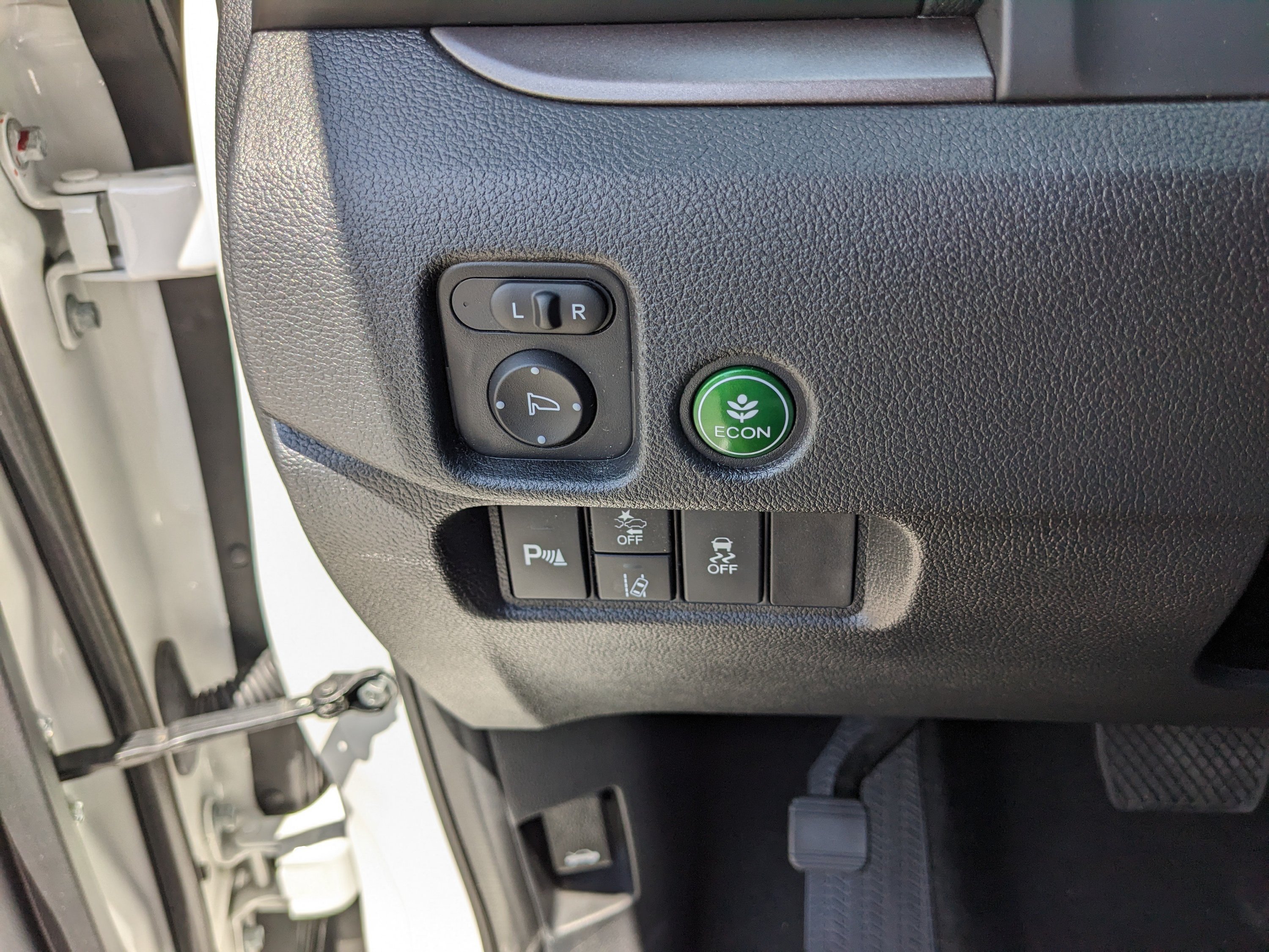 Used 2025 Honda Passport EX-L image 31
