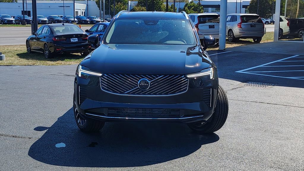 New 2026 Volvo XC90 B6 Plus w/ Protection Package Premier AWD/4WD image 33