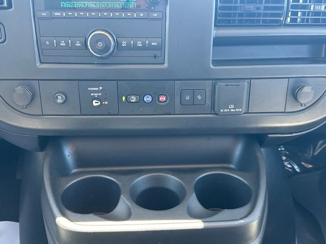 Used 2025 Chevrolet Express 3500 LT w/ LT Preferred Equipment Group RWD image 18