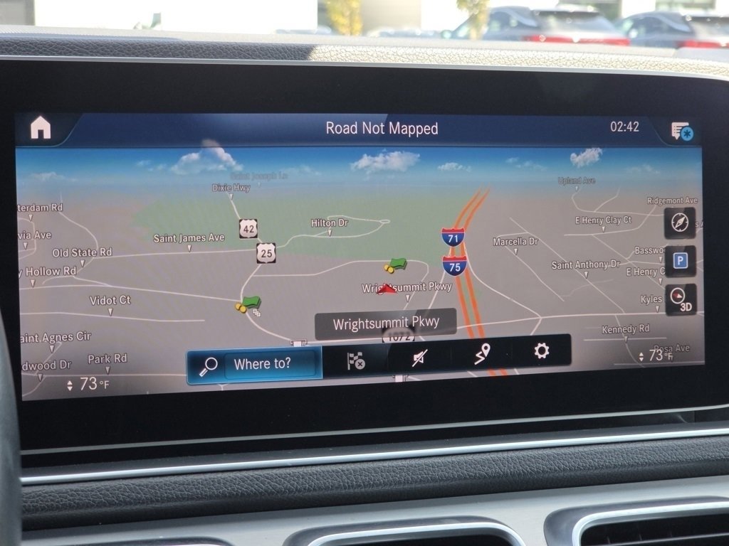 Used 2020 Mercedes-Benz GLE 350 4MATIC w/ Premium Package image 9