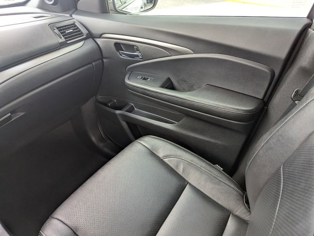 Used 2019 Honda Passport Sport image 13