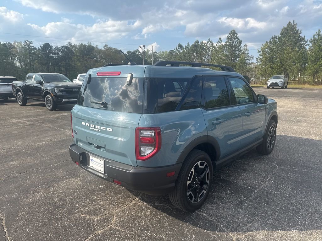 Used 2023 Ford Bronco Sport Outer Banks w/ Tech Package image 21