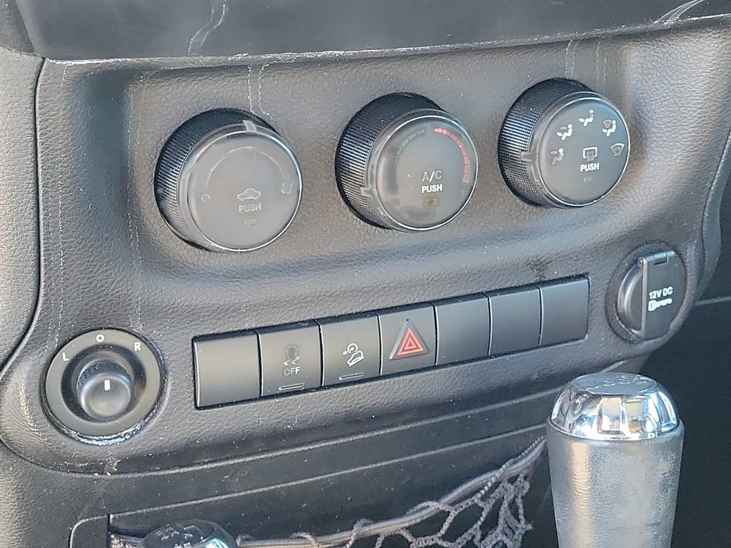 Used 2017 Jeep Wrangler Unlimited Sport w/ Quick Order Package 24S image 29