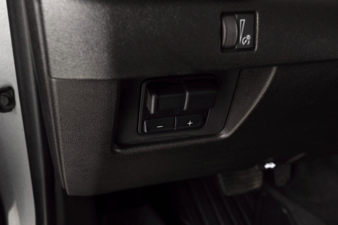 Used 2023 GMC Canyon AT4X AWD/4WD image 32