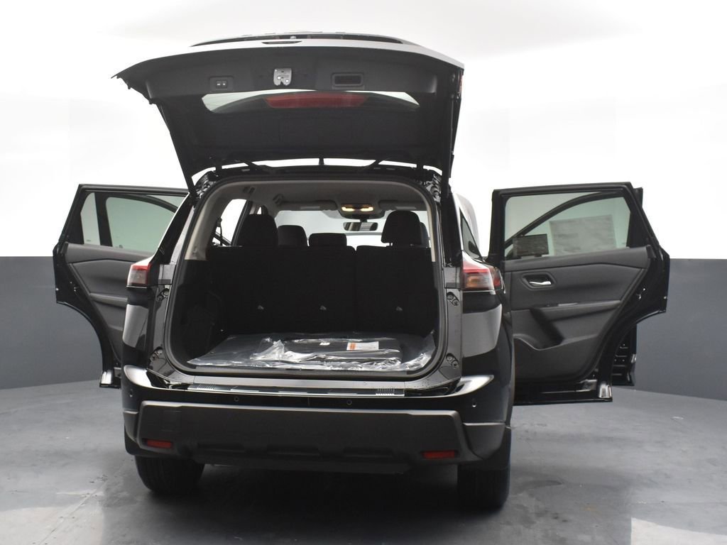 New 2026 Nissan Rogue SV w/ Cold Weather Package image 34