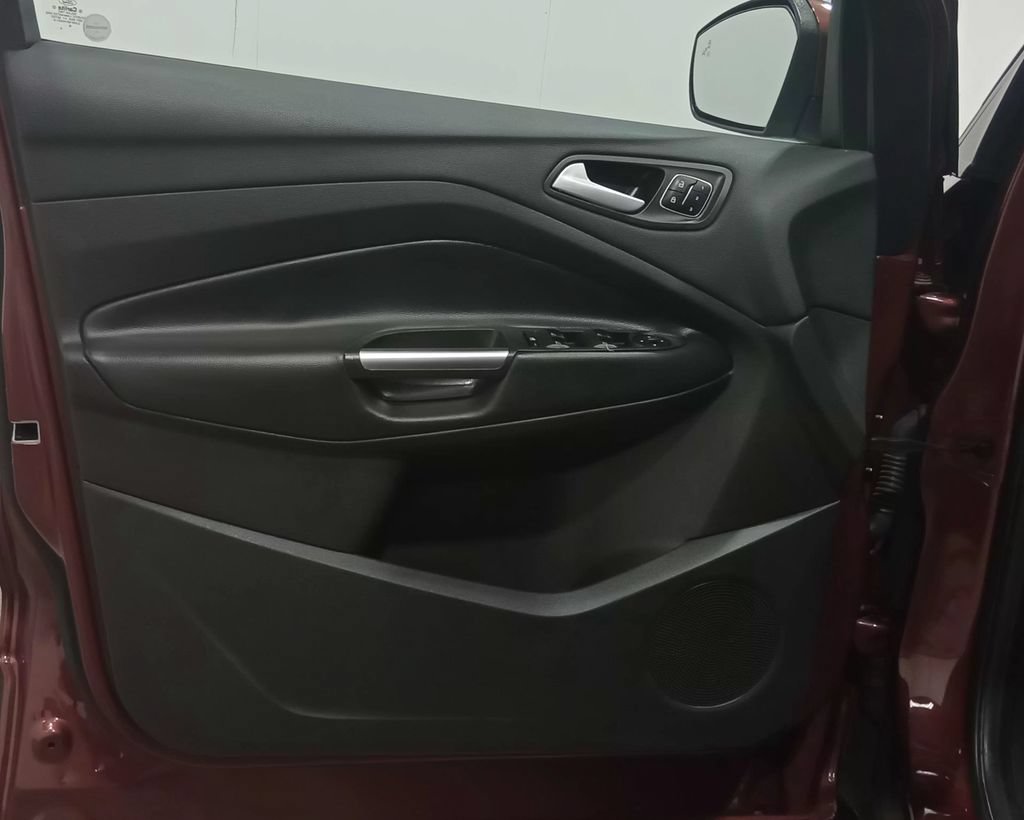 Certified 2018 Ford Escape Titanium w/ Ford Safe & Smart Package AWD/4WD image 16