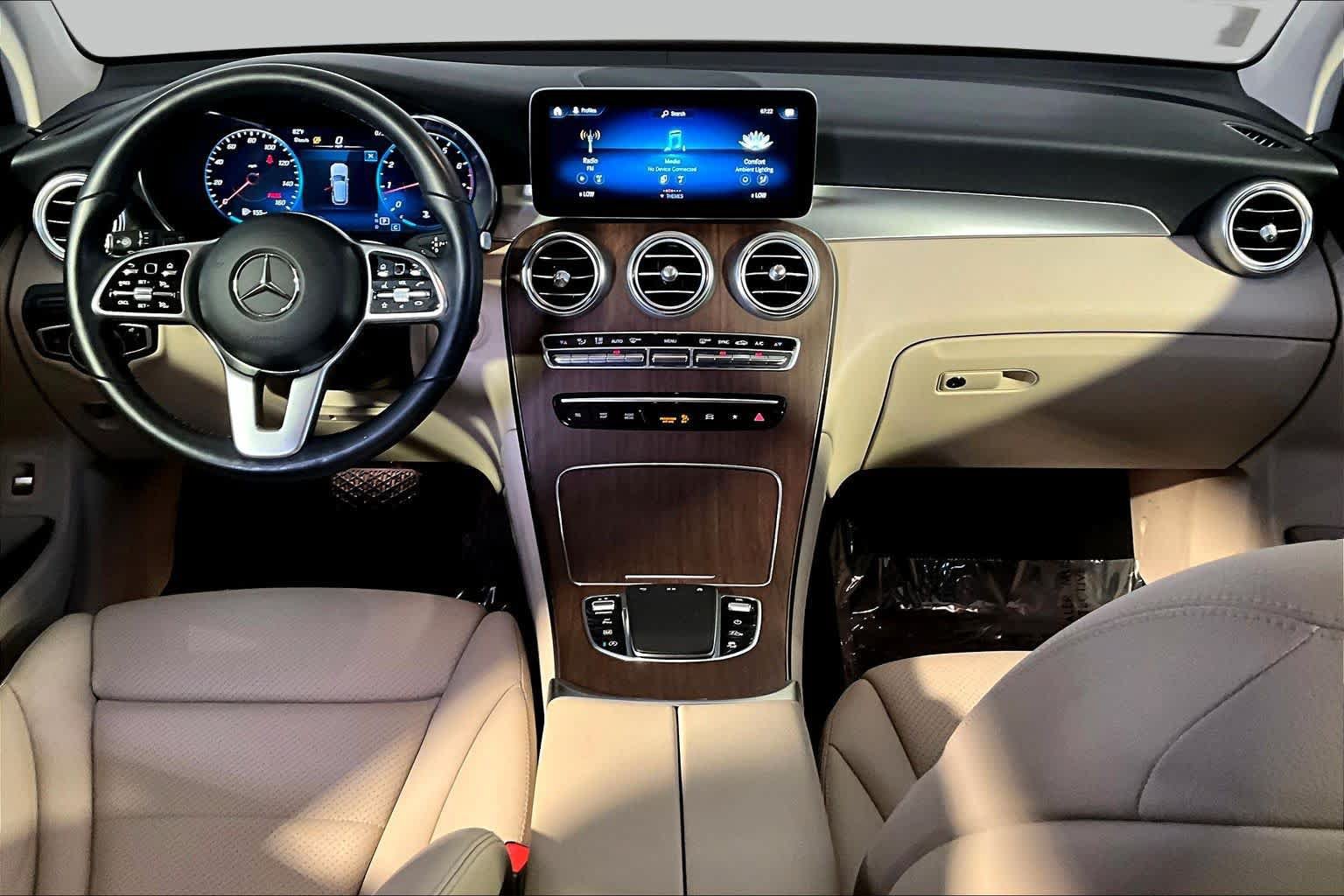 Used 2022 Mercedes-Benz GLC 300 4MATIC image 16