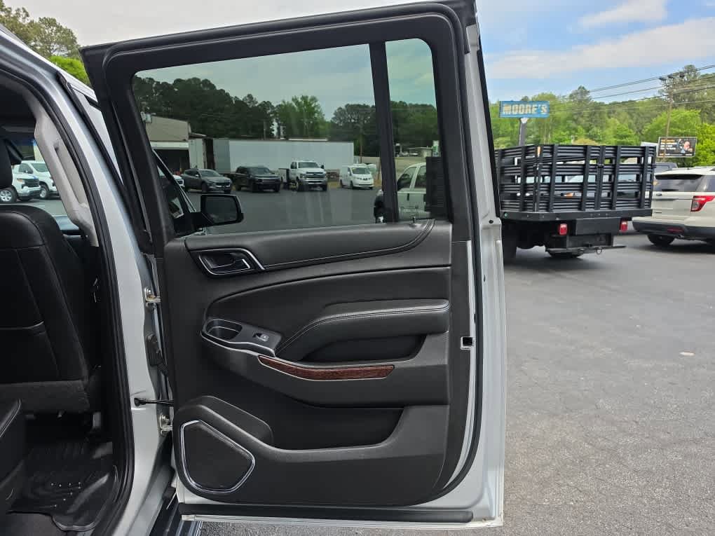 Used 2020 GMC Yukon XL SLT AWD/4WD image 28