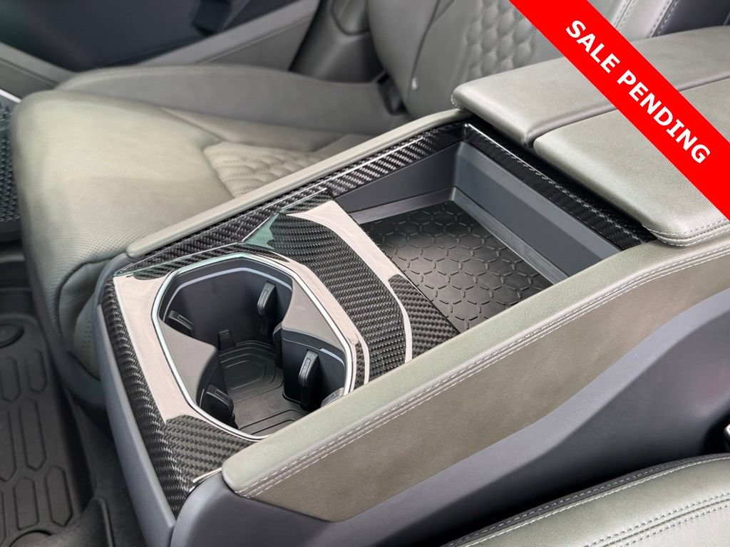 Used 2024 Lamborghini Urus S AWD/4WD image 39
