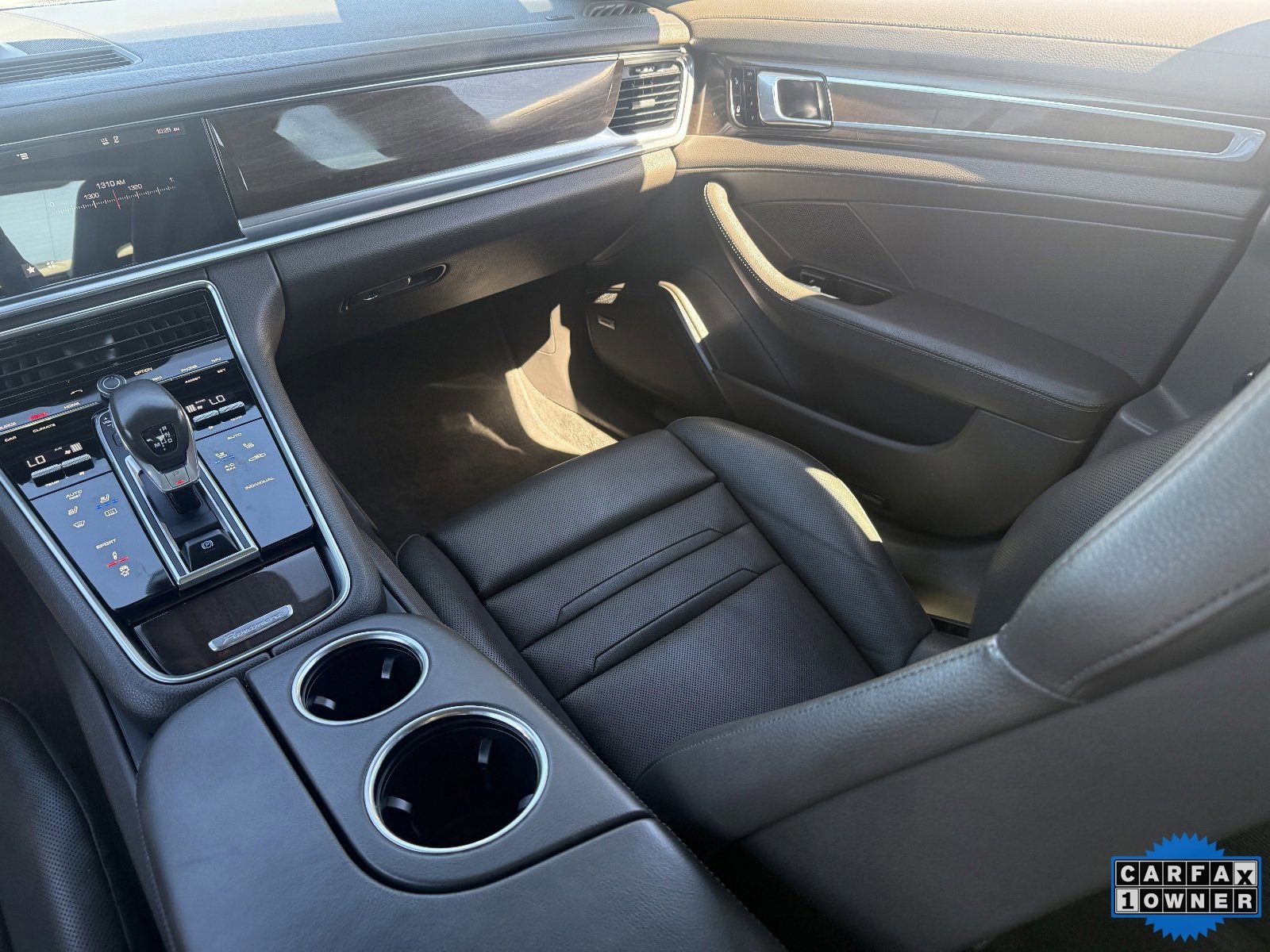 Used 2018 Porsche Panamera 4S image 17