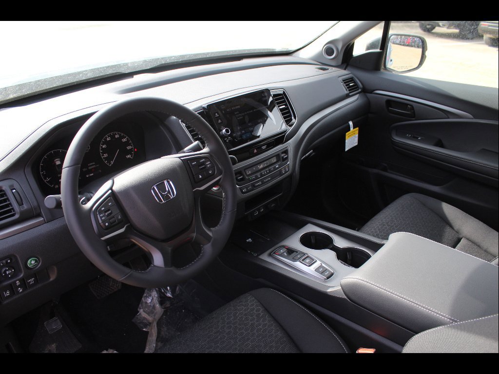 New 2026 Honda Ridgeline Sport image 6
