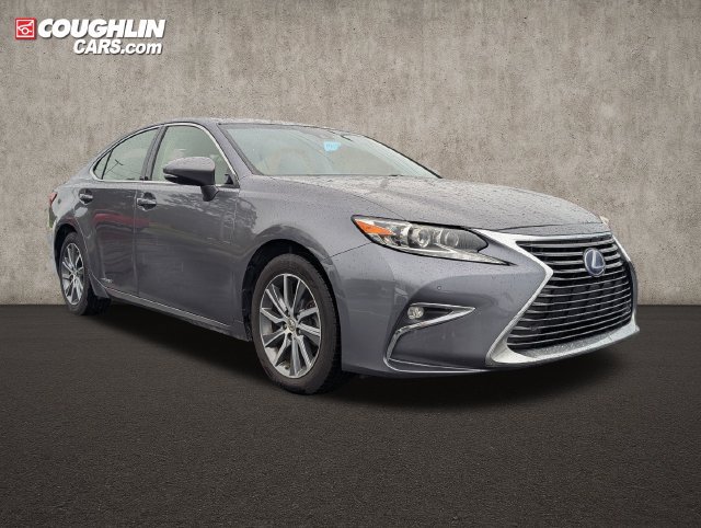 Used 2016 Lexus ES 300h w/ Luxury Package w/Wood Trim