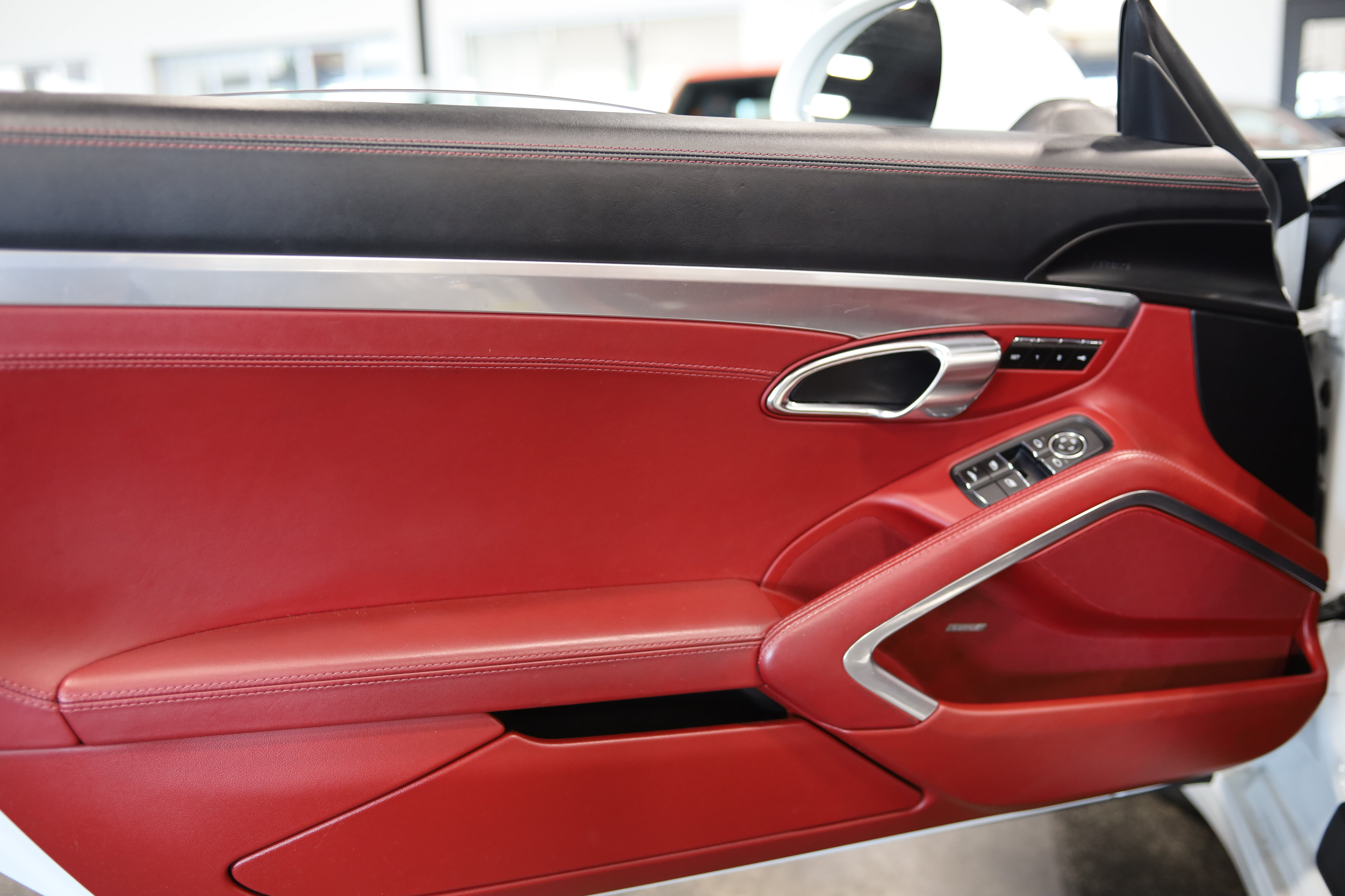 Used 2018 Porsche 911 Carrera S RWD image 12