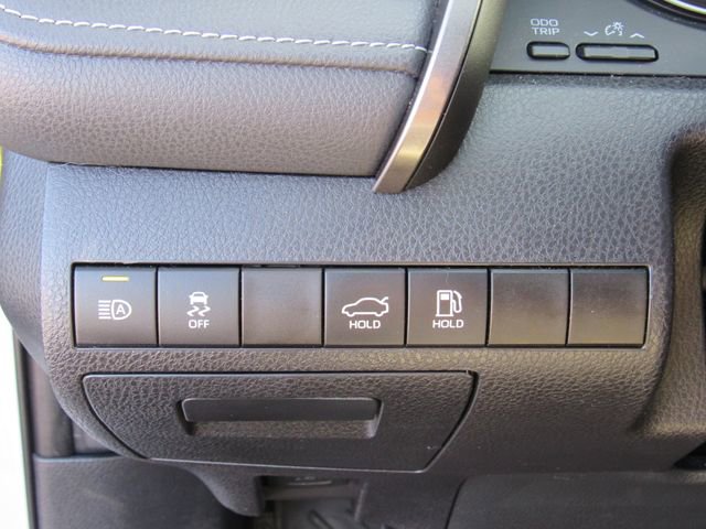 Used 2023 Toyota Camry SE image 24