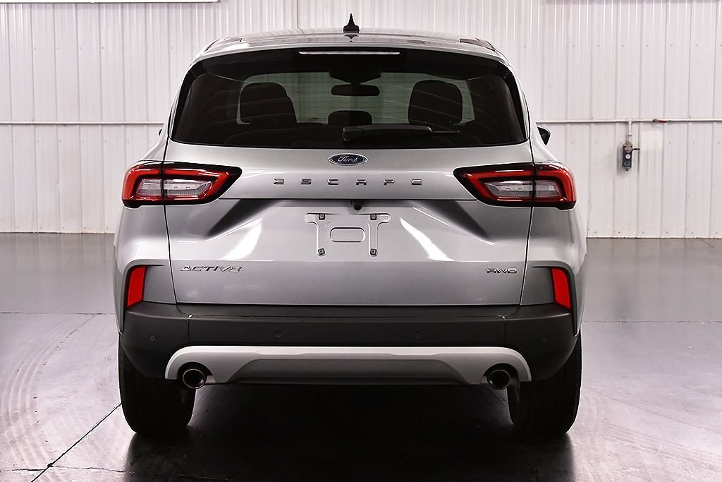 Used 2023 Ford Escape Active w/ Tech Pack #1 AWD/4WD image 7