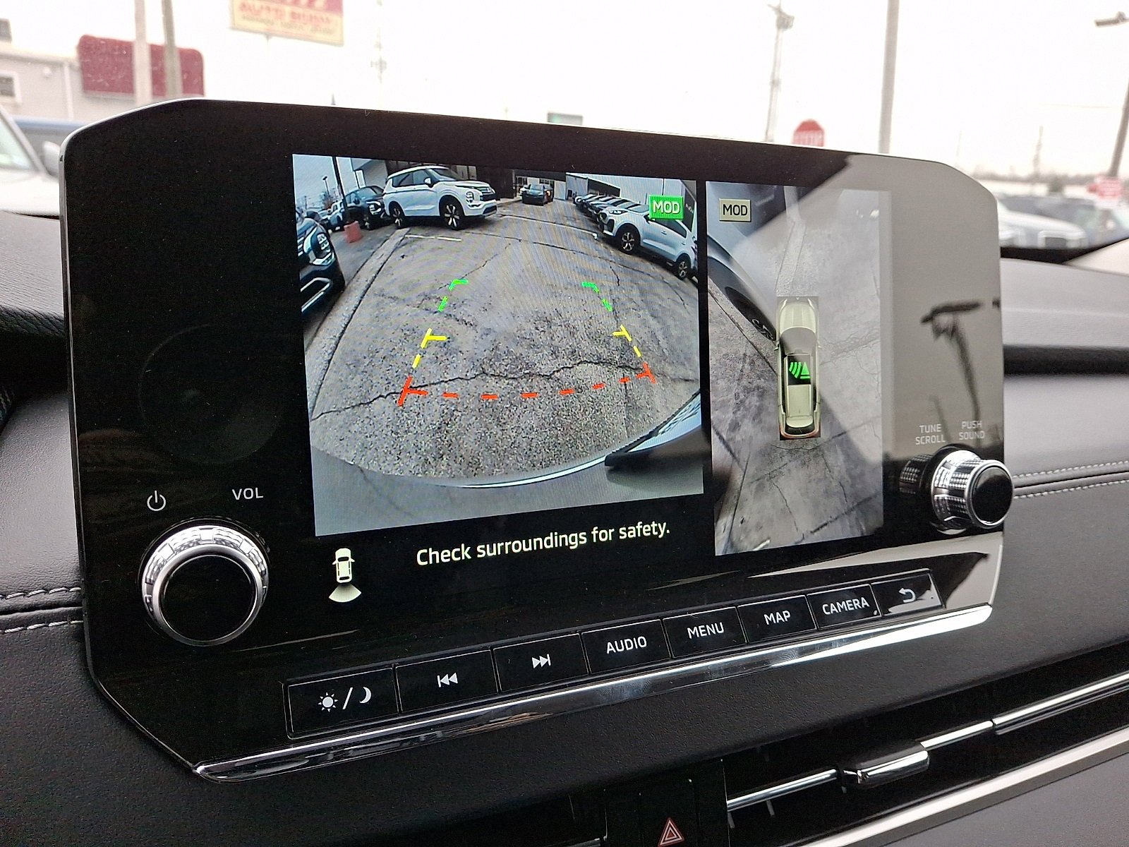 New 2025 Mitsubishi Outlander SE image 17