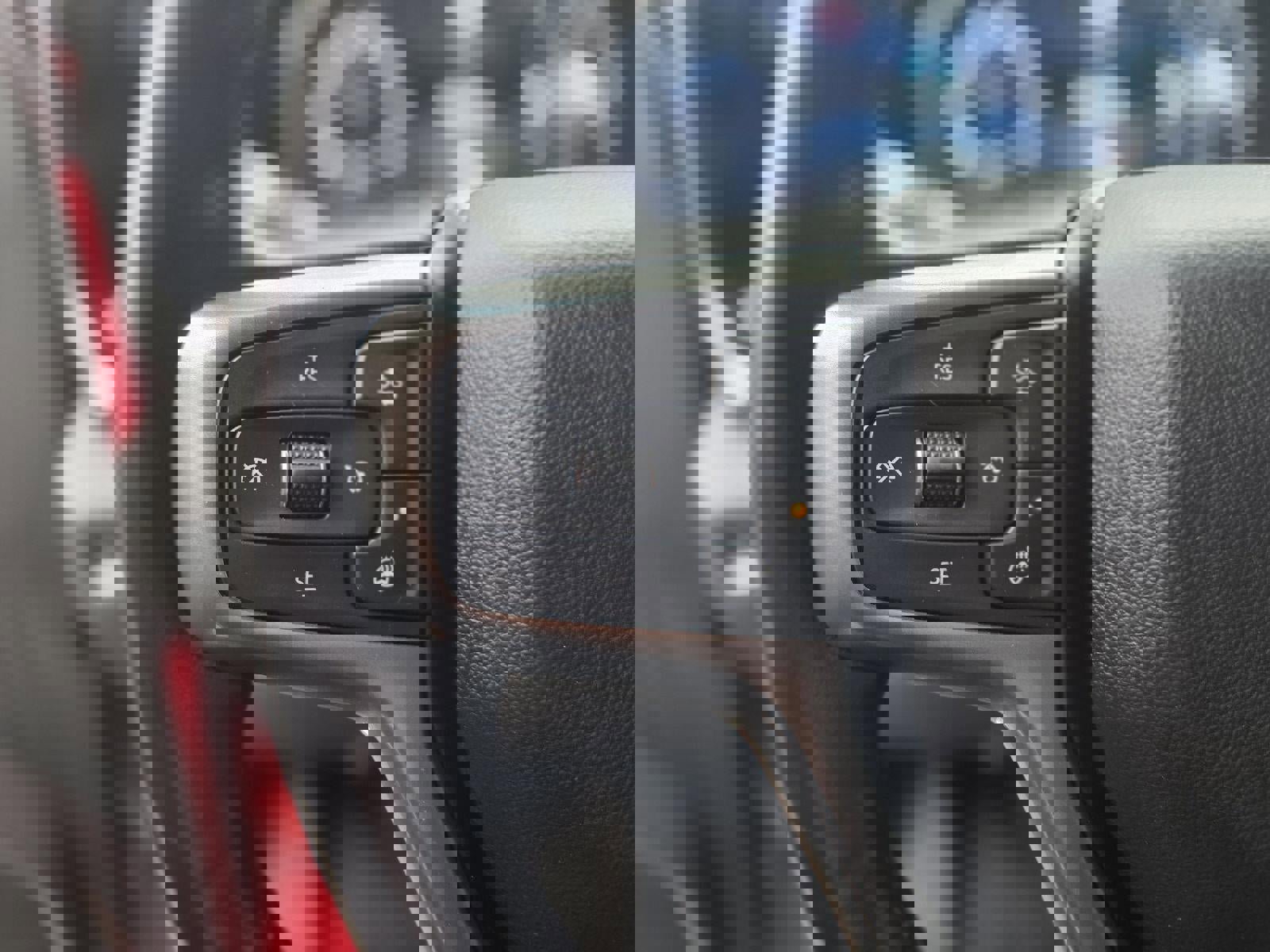 Used 2022 Chevrolet Silverado 1500 LT image 40