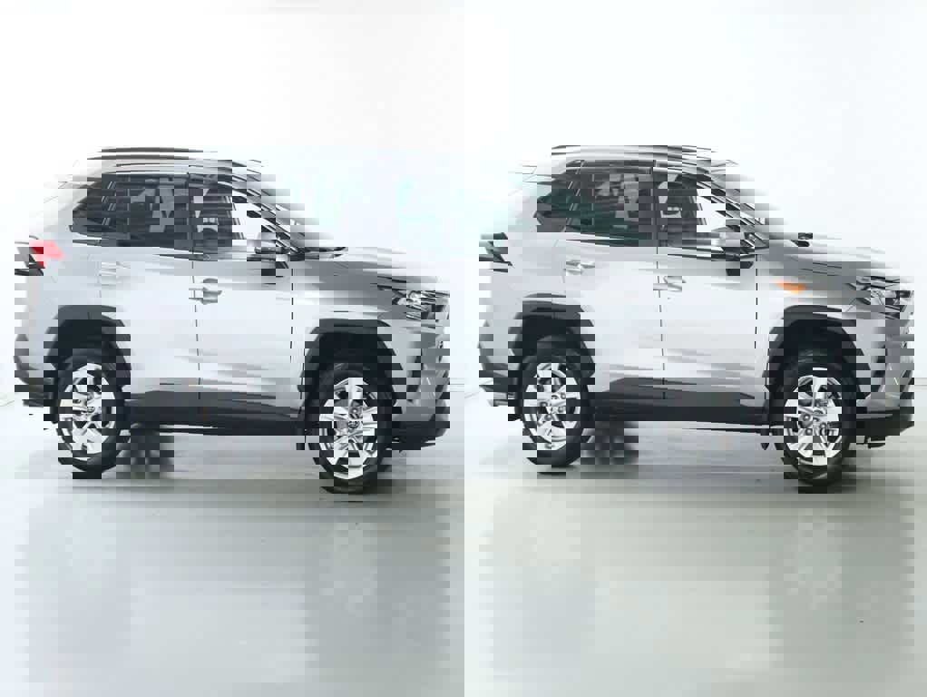 Certified 2020 Toyota RAV4 XLE image 10