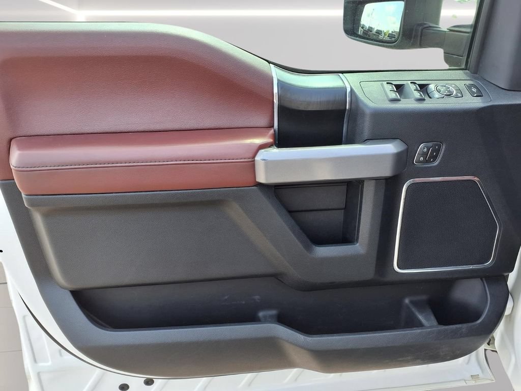 Used 2019 Ford F350 Platinum AWD/4WD image 14