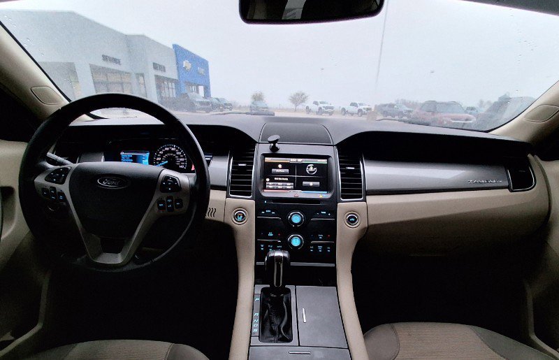 Used 2015 Ford Taurus SEL w/ Equipment Group 201A image 17