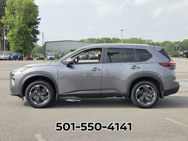 Used 2025 Nissan Rogue SV w/ SV Premium Package FWD image 2