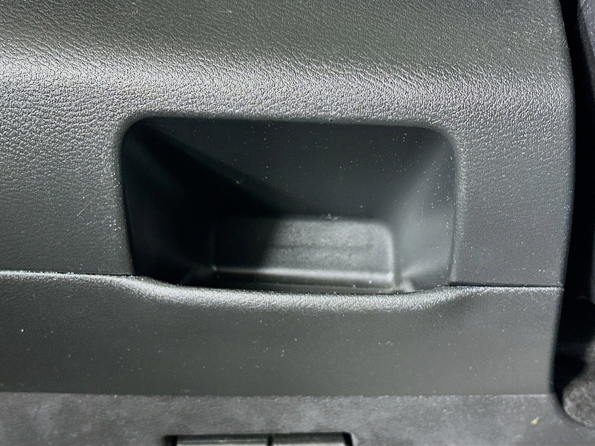 Used 2023 Nissan Kicks SV FWD image 17