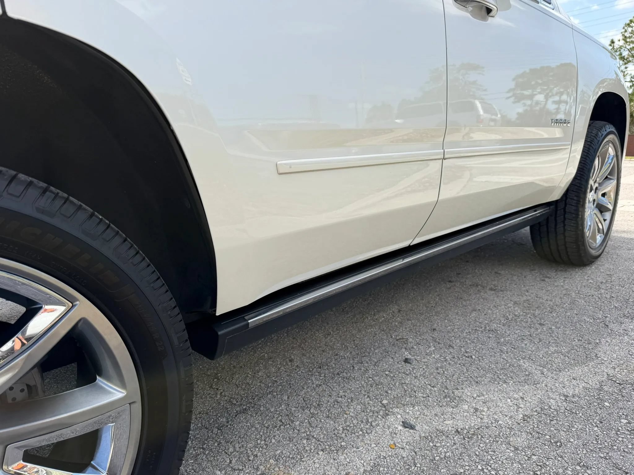 Used 2015 Chevrolet Tahoe LTZ RWD image 33