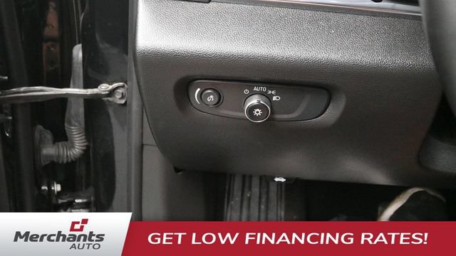 Used 2023 Chevrolet Traverse LT AWD/4WD image 21