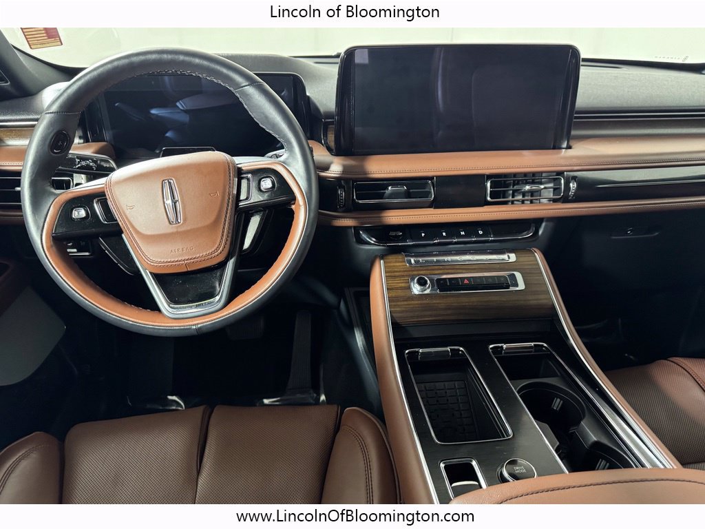 Used 2025 Lincoln Aviator Reserve w/ Equipment Group 201A AWD/4WD image 18
