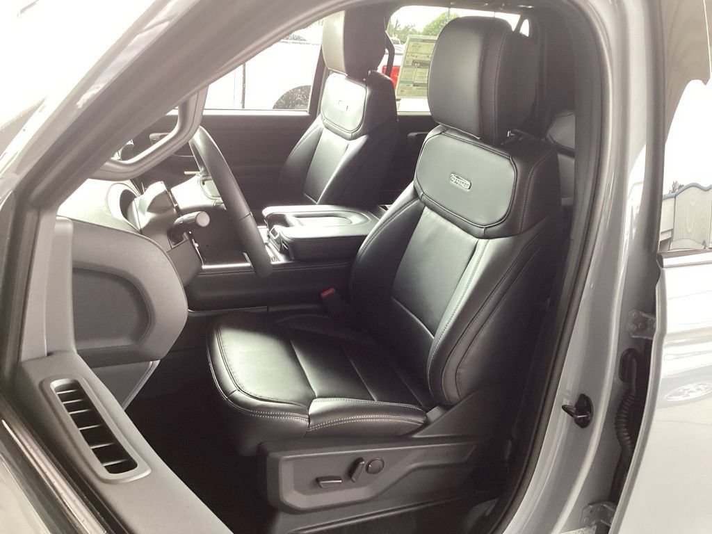 New 2026 Ford Expedition Platinum w/ Stealth Appearance Package AWD/4WD image 42